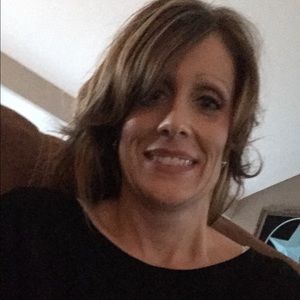 Meet your Posher, Angie