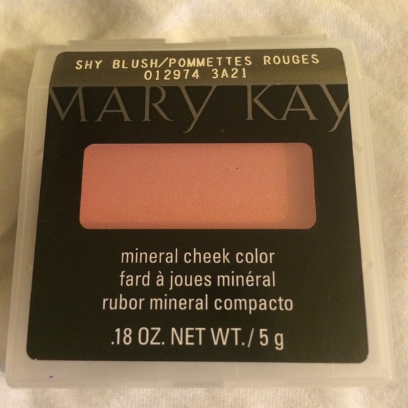 Mineral cheek color
