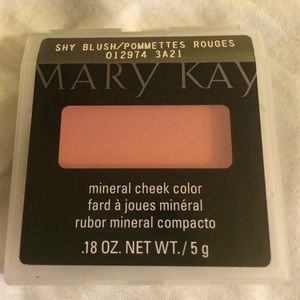 Mineral cheek color