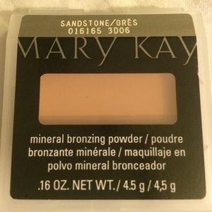 Mineral highlighting powder