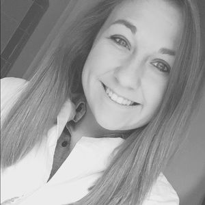 Meet your Posher, Britney