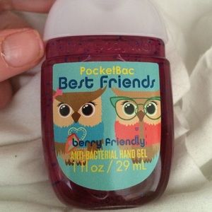 Best friends pocketbac 😍rare
