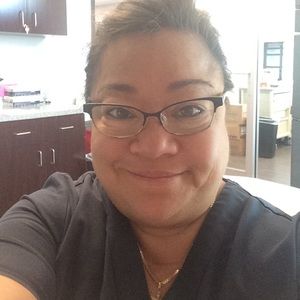 Meet your Posher, Yvette