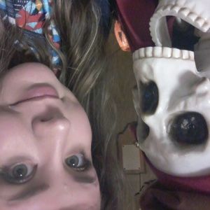 Meet your Posher, Natalie