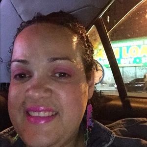 Meet your Posher, Nelly