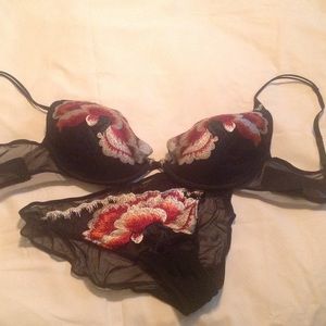 NWOT Josie Natori. Luxury Undergarments