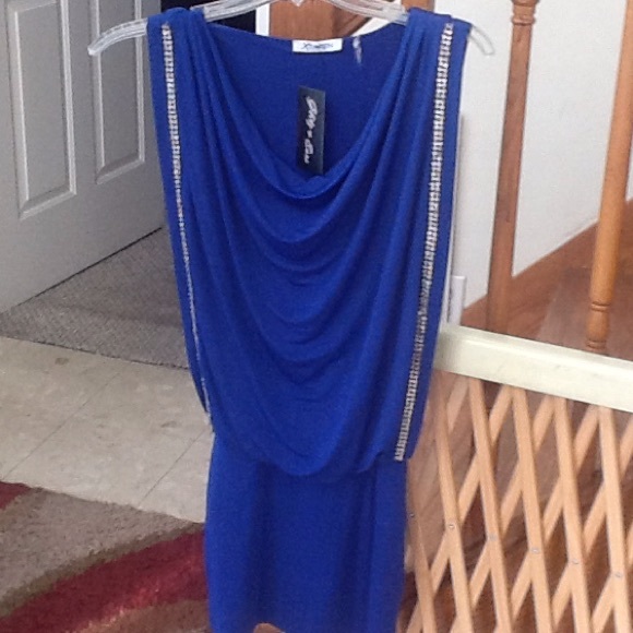 Women's dress mini size M new