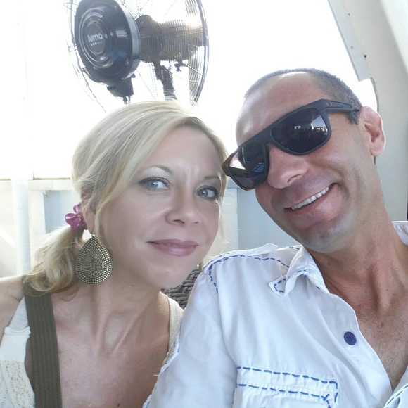 Meet your Posher, Dawn