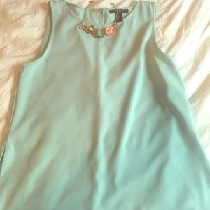 Beautiful mint top