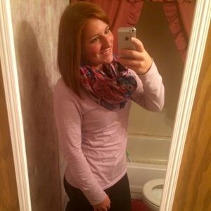Meet your Posher, Makayla
