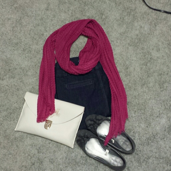 Dark Pink Textured Scarf
