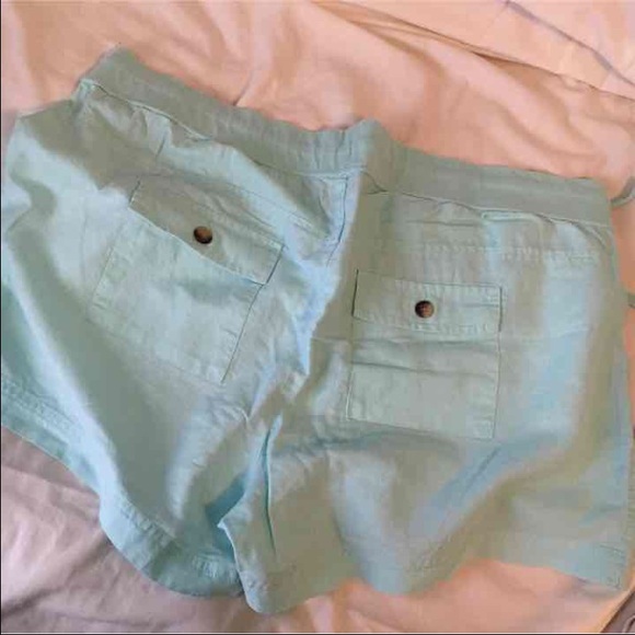 Linen Short Gap - Picture 2 of 7