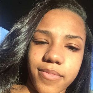 Meet your Posher, Deidre