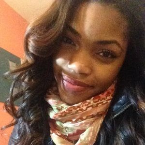 Meet your Posher, Jasmine