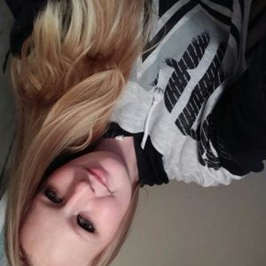 Meet your Posher, Shelby