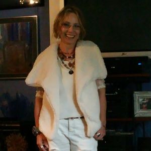 Meet your Posher, Denise