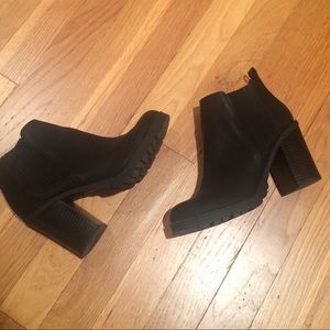 Sam & Libby for Target Deanna boots 6.5