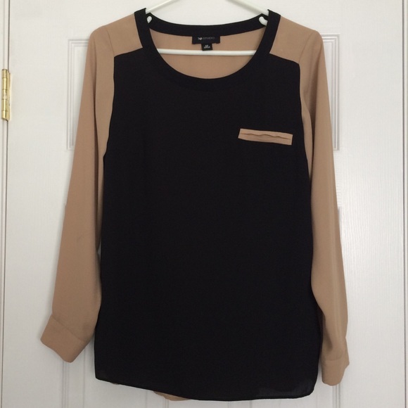 Tan & black long sleeve top