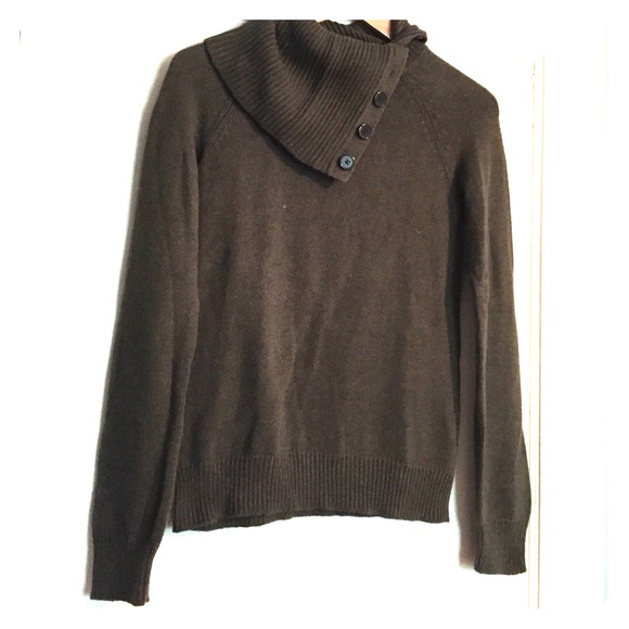 Cool olive green sweater from Gap - Picture 1 of 3
