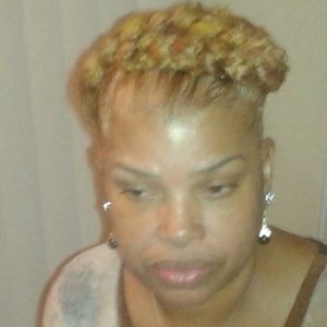 Meet your Posher, Phyllis