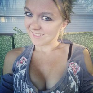 Meet your Posher, Carissa