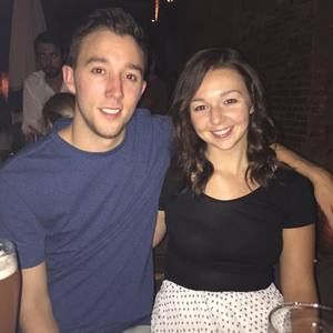 Meet your Posher, Caitlin