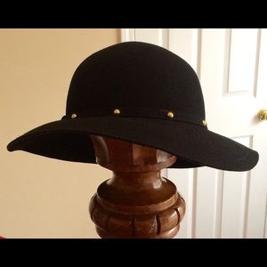 Wool Floppy Hat