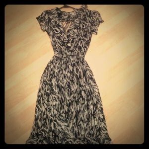 Black, white, and gray printed dress!!