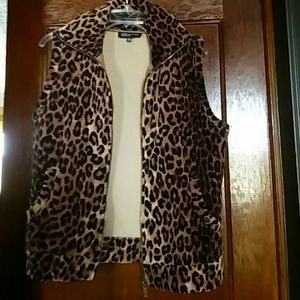 Animal print vest size large
