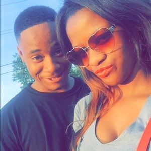 Meet your Posher, Joshula