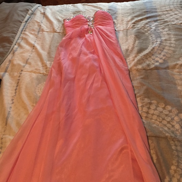 Prom gown