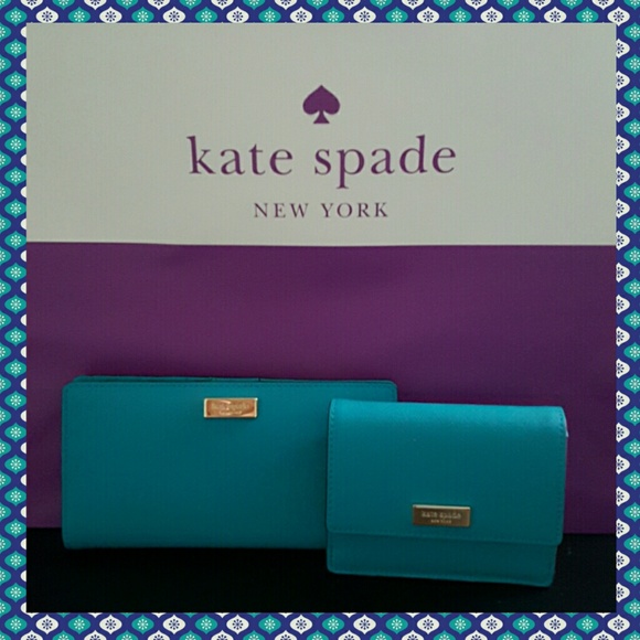 🌞SALE!🌞TWO Matching Kate Spade Wallets! 😍
