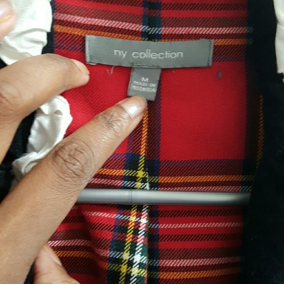Blazer - Picture 2 of 3