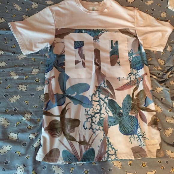 Small shirt