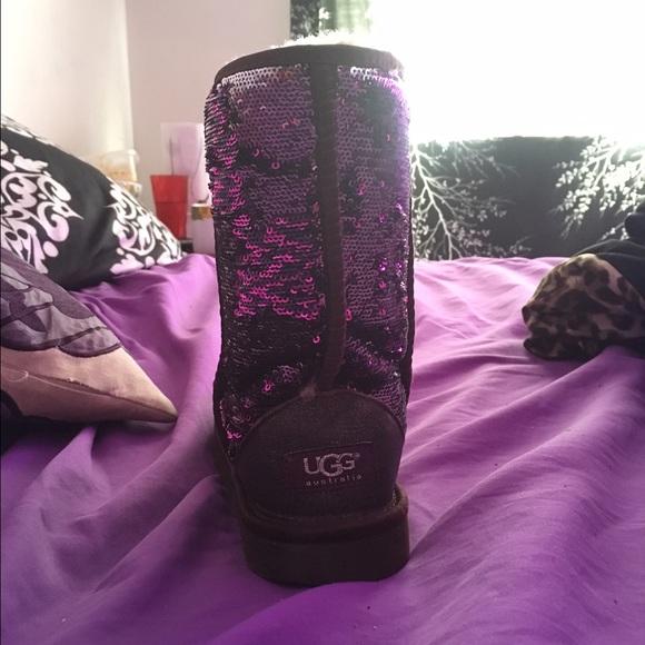 Ugg boots - Picture 2 of 2