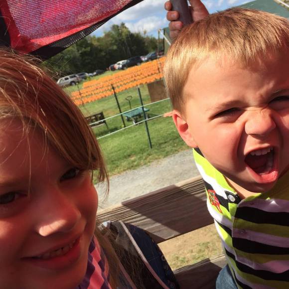 Meet your Posher, Jennifer - Picture 1 of 1