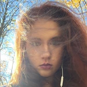 Meet your Posher, Eva