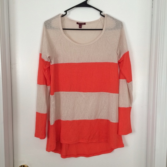 Long sleeve top