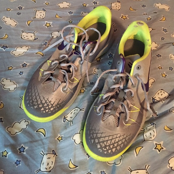 Men's shoes