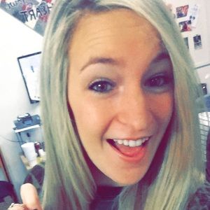 Meet your Posher, Lauren