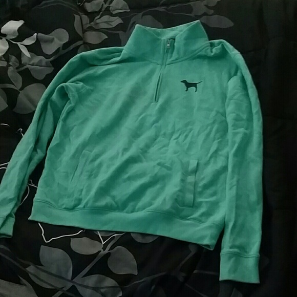 Sold !! Vs pink sweater - Picture 1 of 4