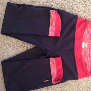 Lucy power max cropped pants