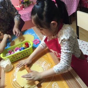 Meet your Posher, Jin