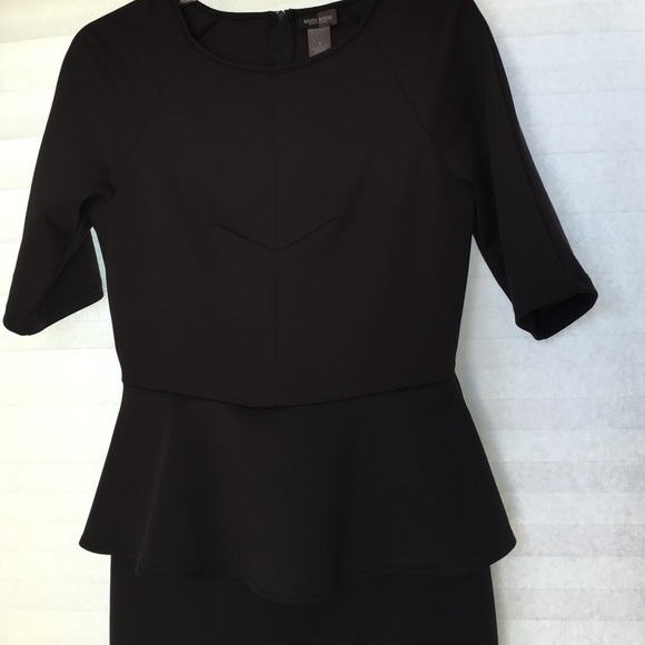 Dress - Picture 2 of 4