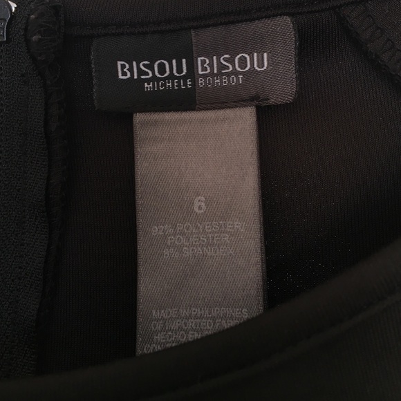 Dress - Picture 3 of 4