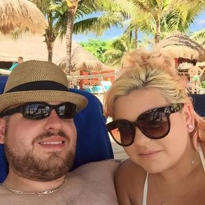 Meet your Posher, Adam