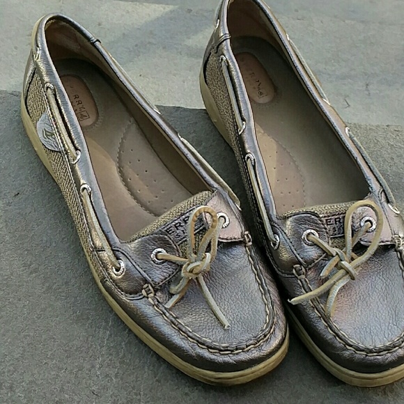 Sperry top sider boat shoes