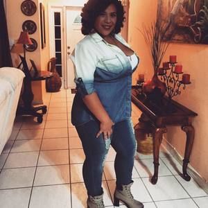 Meet your Posher, Gisella