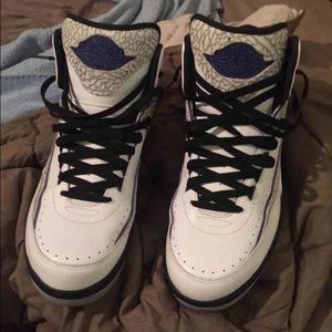 Air jordan retro 2s