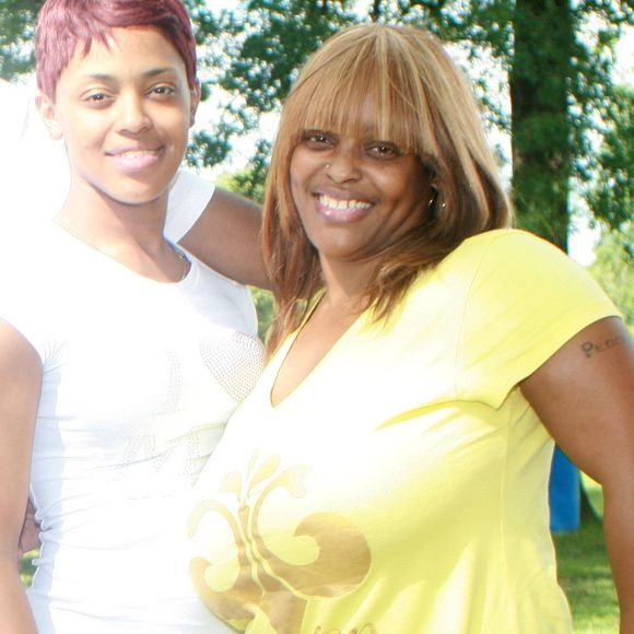 Meet your Posher, Sista